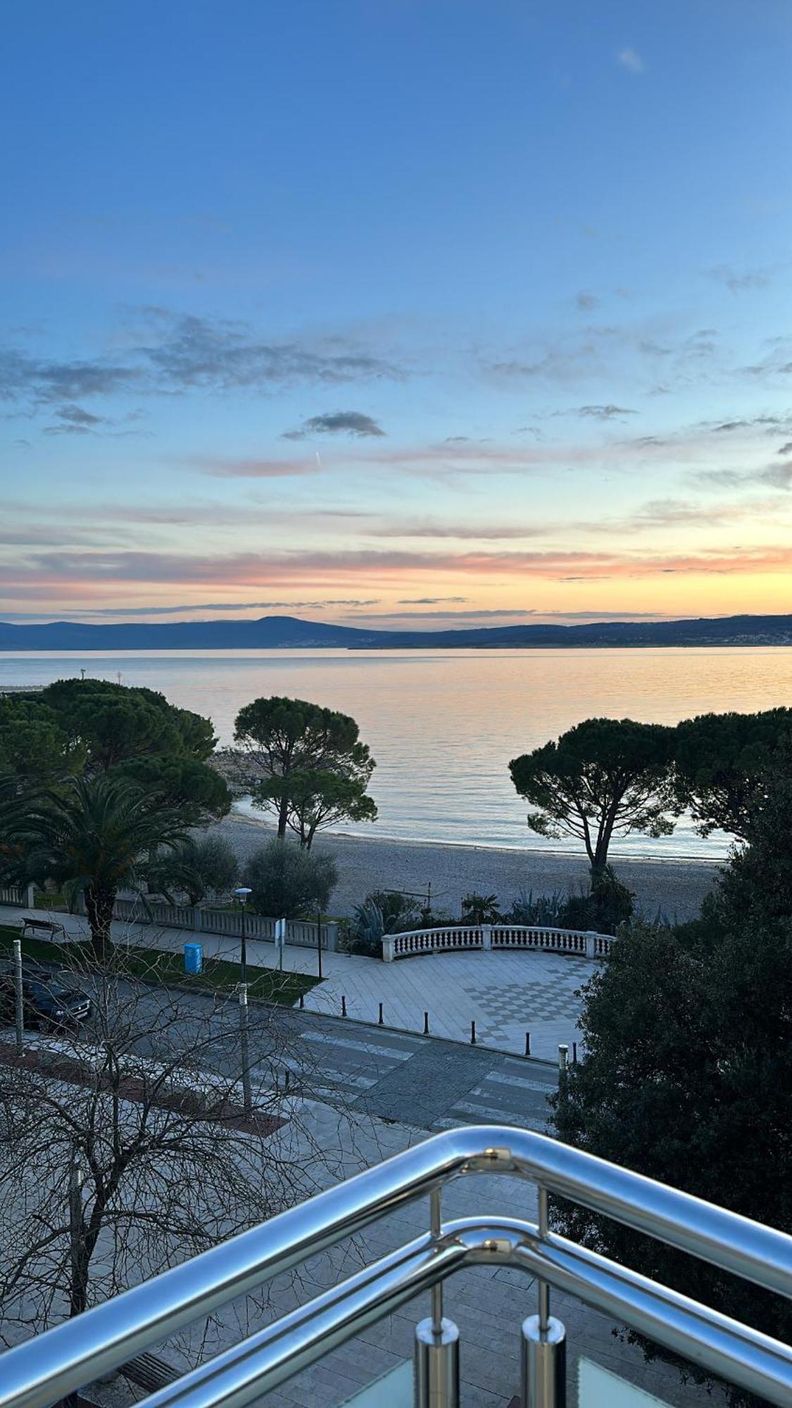 Apartmani Simi - The Wave Crikvenica Exterior foto